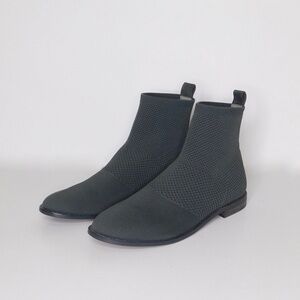 EILEEN FISHER Jude Graphite Gray Boots Textured Recycled Stretch Size 10